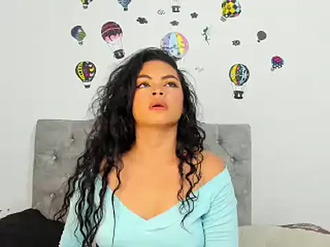 Snapshot of Kymbrown25 chatting on January 11, 2025, 2:41 am Kymbrown25 online show from January 11, 2025, 2:41 am