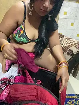 Tameesh sexy mistress online show from April 2, 2026, 4:48 pm