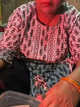 Tameesh sexy mistress online show from June 14, 2026, 4:31 pm