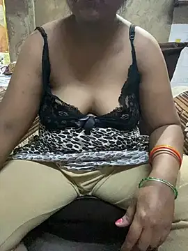 Tameesh sexy mistress online show from June 16, 2026, 5:04 pm