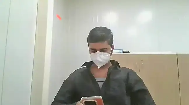 Snapshot of Ishan003 chatting on December 15, 2024, 10:18 am Ishan003 online show from December 15, 2024, 10:18 am