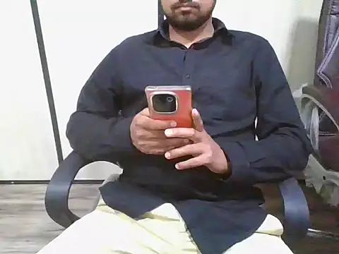 Snapshot of Ishan003 chatting on February 11, 2025, 9:53 am Ishan003 online show from February 11, 2025, 9:53 am