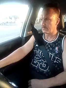 Snapshot of LukedavidDestroys chatting on February 8, 2026, 8:18 am LukedavidDestroys online show from February 8, 2026, 8:18 am