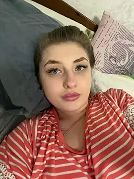 Snapshot of sexyy_girl_ chatting on December 23, 2024, 5:11 pm sexyy girl online show from December 23, 2024, 5:11 pm