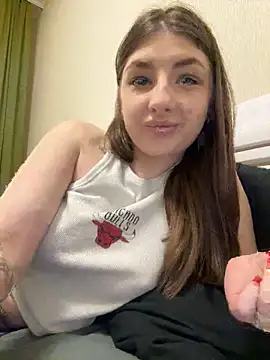 Snapshot of sexyy_girl_ chatting on November 1, 2025, 11:45 am sexyy girl online show from November 1, 2025, 11:45 am