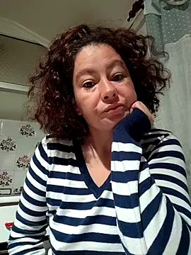 Snapshot of RamyLove36 chatting on November 4, 2025, 4:22 am RamyLove36 online show from November 4, 2025, 4:22 am