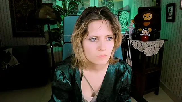 Snapshot of LolaAsmus chatting on February 19, 2025, 2:23 pm LolaAsmus online show from February 19, 2025, 2:23 pm