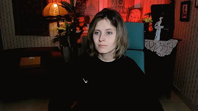 Snapshot of LolaAsmus chatting on February 26, 2025, 1:08 pm LolaAsmus online show from February 26, 2025, 1:08 pm