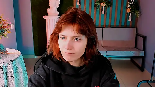 Snapshot of LolaAsmus chatting on March 18, 2025, 7:30 am LolaAsmus online show from March 18, 2025, 7:30 am