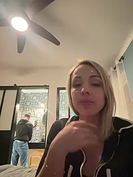 Annelibre online show from February 28, 2025, 9:33 pm