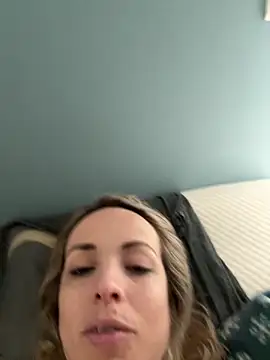 Annelibre online show from March 22, 2025, 6:22 am