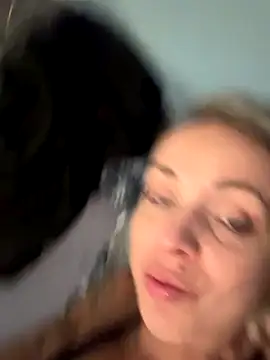 Annelibre online show from September 30, 2025, 8:58 pm