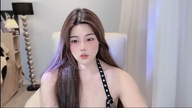 Strawberrybabyy1 online show from December 22, 2024, 2:06 pm