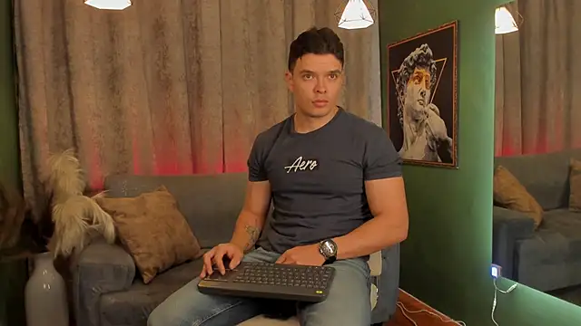 Snapshot of Jake_Tylerr_ chatting on July 14, 2026, 11:32 pm Jake Tylerr online show from July 14, 2026, 11:32 pm