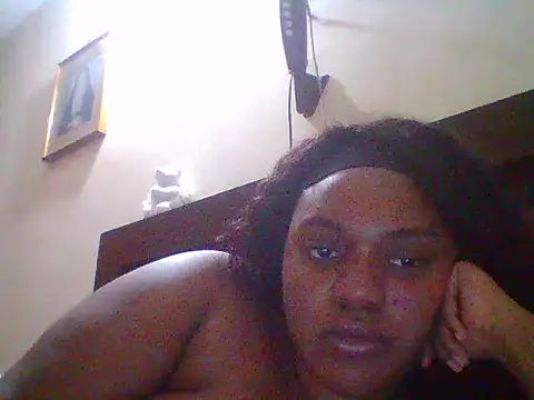 Julixdoll  online show from November 10, 2025, 4:22 am