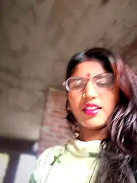 Snapshot of DiyAsingHh chatting on December 20, 2025, 5:47 am DiyAsingHh online show from December 20, 2025, 5:47 am