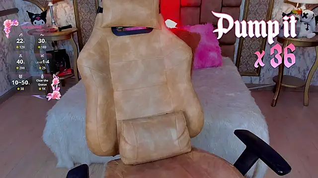 SoffiQueen online show from October 21, 2025, 8:20 pm