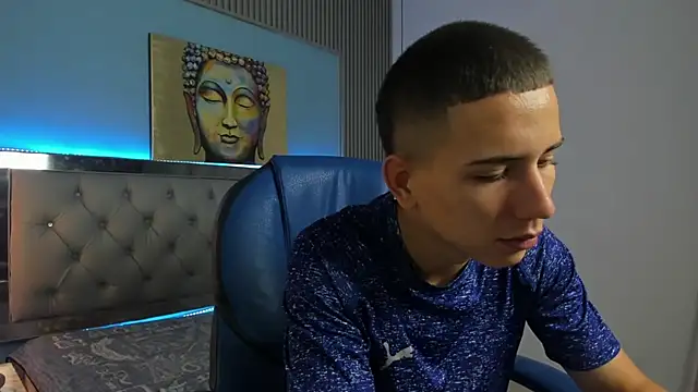 JackSwan18 online show from November 24, 2025, 9:14 pm