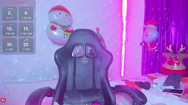 Snapshot of jonson- chatting on December 14, 2025, 7:18 pm jonson- online show from December 14, 2025, 7:18 pm