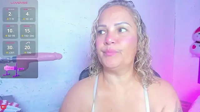 Snapshot of jonson- chatting on December 18, 2025, 10:16 pm jonson- online show from December 18, 2025, 10:16 pm