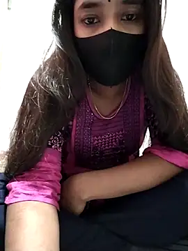 Snapshot of Etha-Moni chatting on December 1, 2024, 5:35 pm Etha-Moni online show from December 1, 2024, 5:35 pm