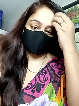Snapshot of Etha-Moni chatting on September 15, 2025, 10:43 pm Etha-Moni online show from September 15, 2025, 10:43 pm