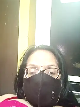 heenage online show from March 10, 2026, 7:35 am