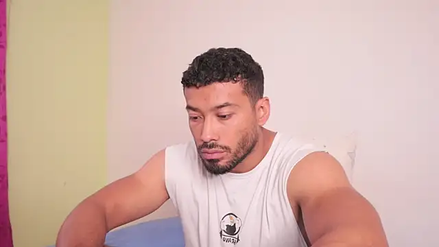 Snapshot of freddsexxx chatting on October 14, 2025, 2:29 pm freddsexxx online show from October 14, 2025, 2:29 pm