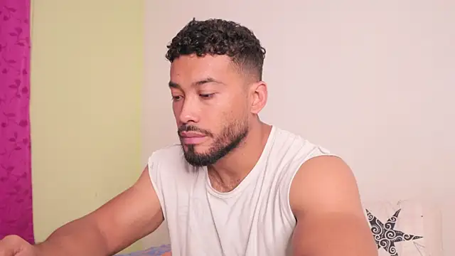 Snapshot of freddsexxx chatting on November 5, 2025, 1:44 pm freddsexxx online show from November 5, 2025, 1:44 pm