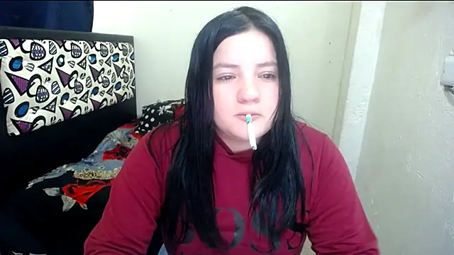 Snapshot of shopyymessyy chatting on March 3, 2026, 5:52 pm shopyymessyy online show from March 3, 2026, 5:52 pm