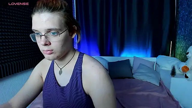 KIKI Krash online show from December 25, 2024, 2:13 pm