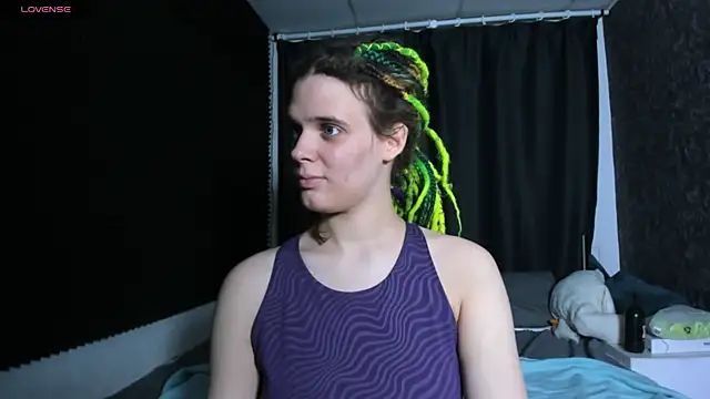 KIKI Krash online show from November 29, 2025, 3:04 pm