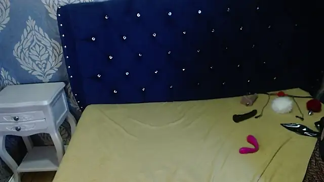 Snapshot of Sofiacowperx chatting on February 8, 2026, 7:01 am Sofiacowperx online show from February 8, 2026, 7:01 am