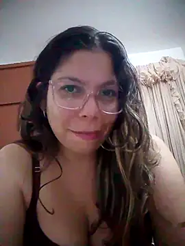 Carliina Soussa online show from February 4, 2026, 11:42 pm