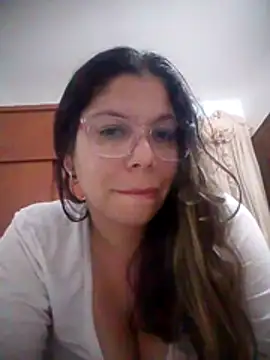Carliina Soussa online show from February 11, 2026, 2:49 am