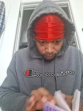 Snapshot of bigboytoy912 chatting on May 14, 2026, 4:03 pm bigboytoy912 online show from May 14, 2026, 4:03 pm