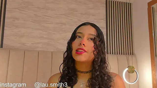 laura smith33 online show from December 3, 2025, 3:21 pm