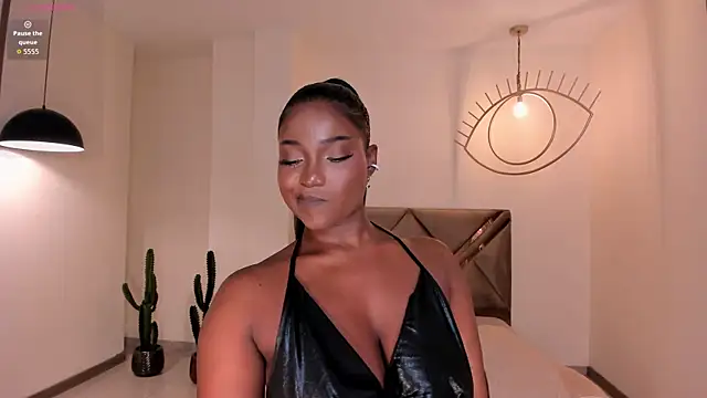 SavannahStorm online show from May 27, 2026, 1:57 am