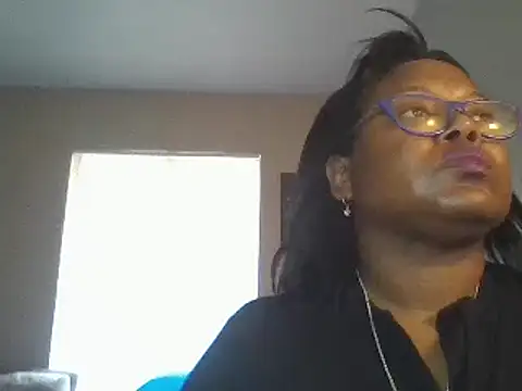 Snapshot of Needmehard chatting on December 8, 2024, 6:06 pm Needmehard online show from December 8, 2024, 6:06 pm