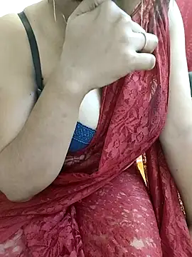 Snapshot of Cute_Kritika chatting on December 15, 2025, 3:11 am Cute Kritika online show from December 15, 2025, 3:11 am