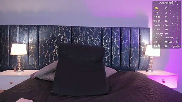 Sophia Lemos online show from September 20, 2025, 1:56 pm