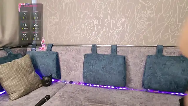 blackcat142 online show from February 25, 2025, 1:28 pm