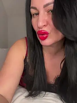 Helena7077 online show from February 4, 2026, 10:47 pm