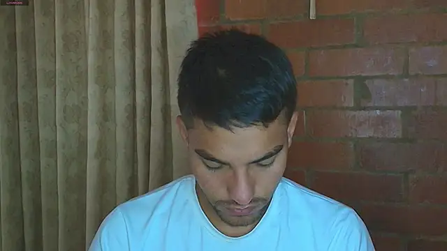 Leandro valenzuela online show from February 5, 2025, 6:48 pm