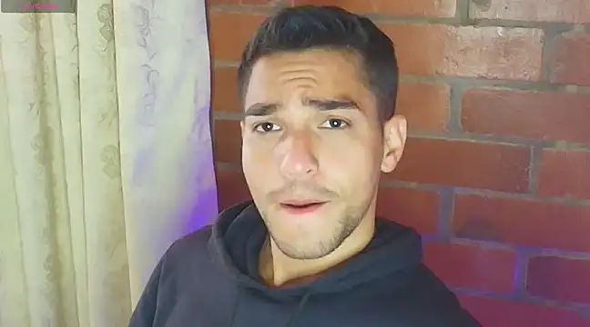 Leandro valenzuela online show from February 14, 2025, 2:23 pm