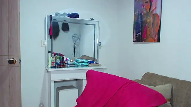 Snapshot of badgirls_cx chatting on February 11, 2026, 4:56 pm badgirls cx online show from February 11, 2026, 4:56 pm