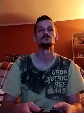 Snapshot of Crazzy_Maiky chatting on November 10, 2025, 8:52 pm Crazzy Maiky online show from November 10, 2025, 8:52 pm