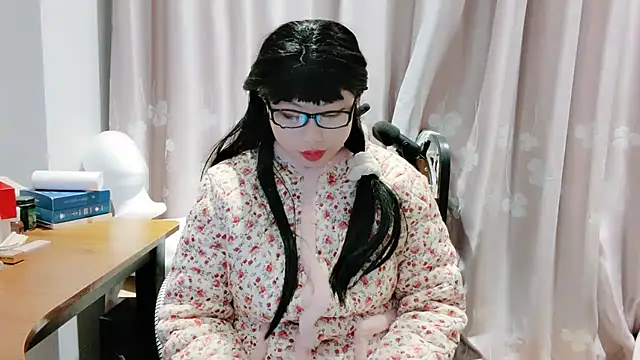 Snapshot of arena1357 chatting on February 9, 2026, 12:53 pm arena1357 online show from February 9, 2026, 12:53 pm