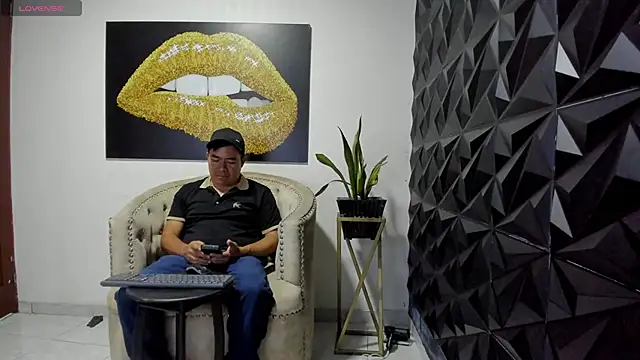 Jhonatan Morales S online show from October 18, 2025, 11:27 pm