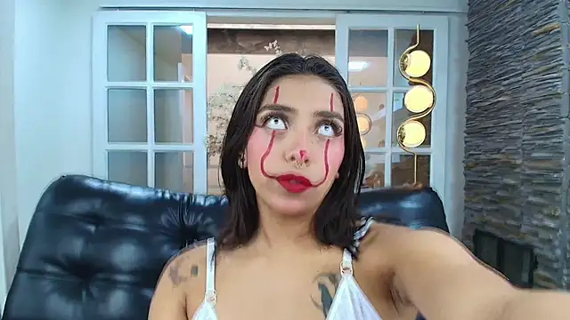 Snapshot of miss_collins chatting on October 31, 2025, 6:09 pm miss collins online show from October 31, 2025, 6:09 pm